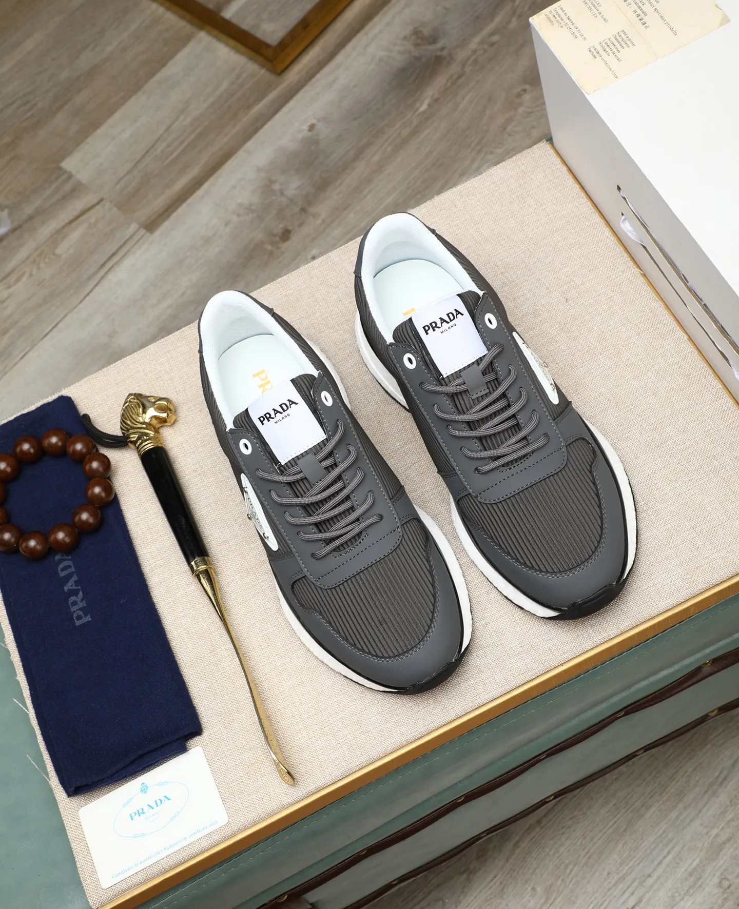 Men's shoes💰460🌹🌹[PRADA—Prada] latest model🙈original replica! 👟👟👟Available here. The workmanship is top-notch. The upper is made of Italian 🇮🇹Imported calfskin. ❗️Breathable genuine leather lining @Suitable for travel. The original version has an enlarged engraved sole, making it suitable for all kinds of travels, showing low-key luxury. Let quality speak for itself. Color: Size: 38-44